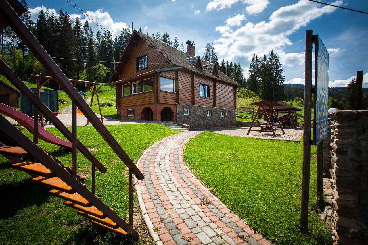 Lisoviy Zatyshok, Z Vidkrutum Litnim Baseynom Hotel Slavske Buitenkant foto